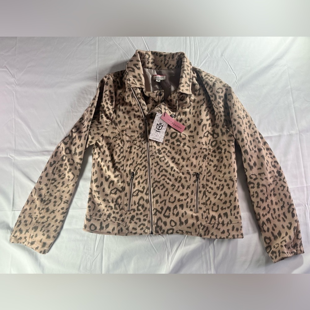 NWT Women’s Andrée By Unit Leopard Motorcycle Jacket Size M